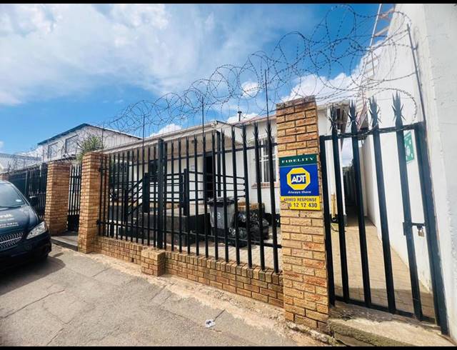 11 BEDROOM HOUSE FOR SALE IN BRIXTON